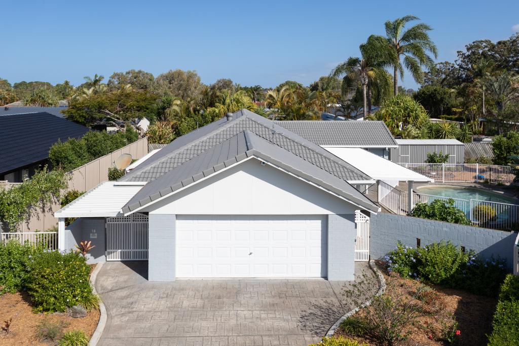 18 Karabella Ct, Mermaid Waters, QLD 4218