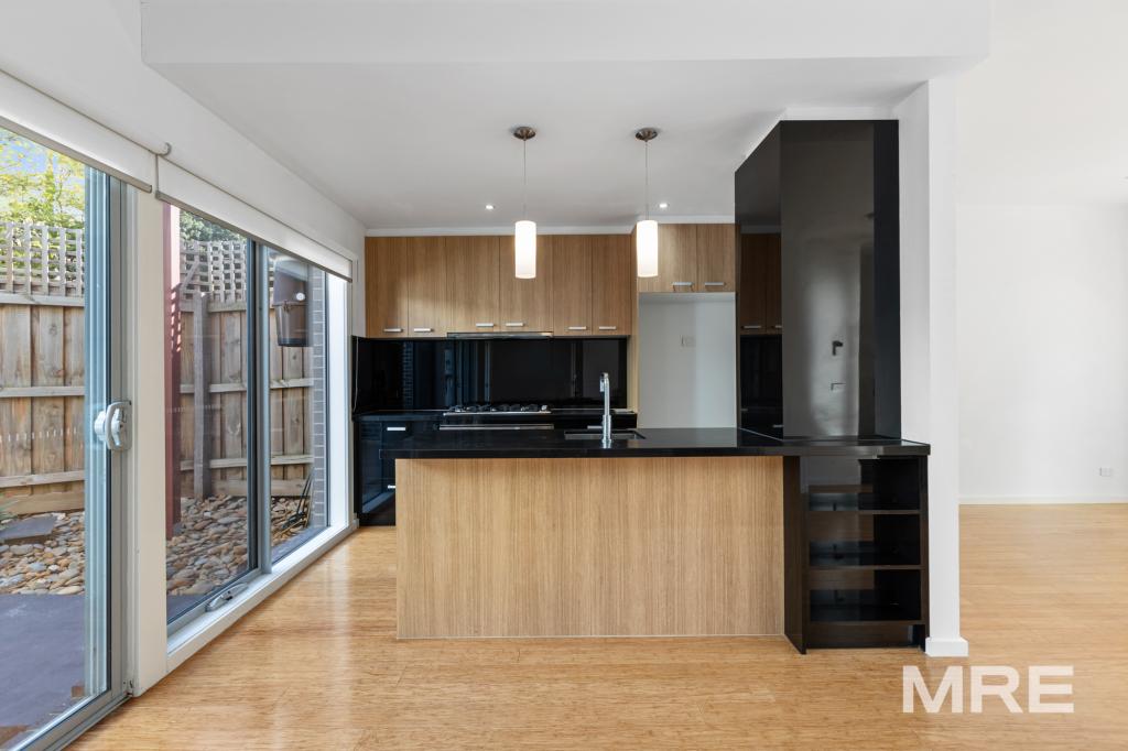 11A ARCHBOLD ST, THORNBURY, VIC 3071