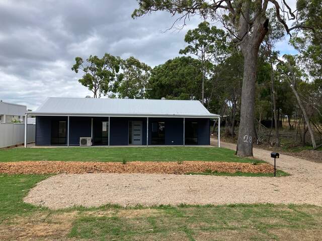28 Hastings Tce, Macleay Island, QLD 4184