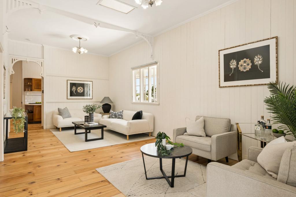 68 King Arthur Tce, Tennyson, QLD 4105