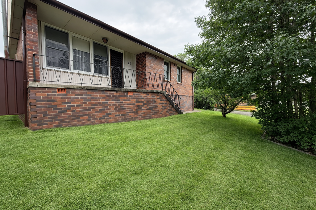 27 Brewongle Ave, Penrith, NSW 2750