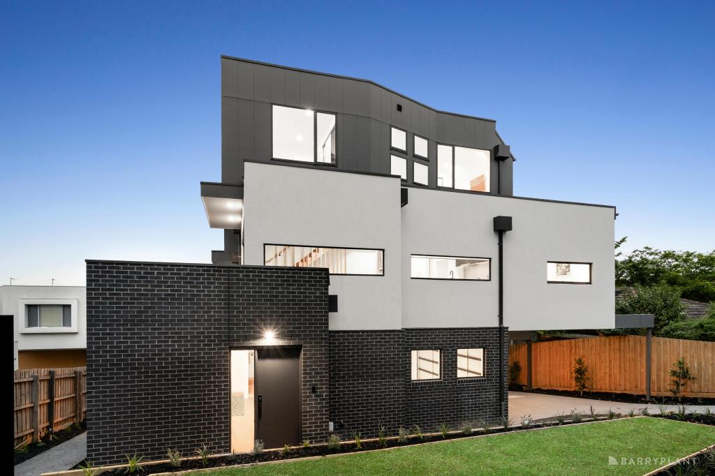 2,3/2 HILL CT, DONCASTER, VIC 3108