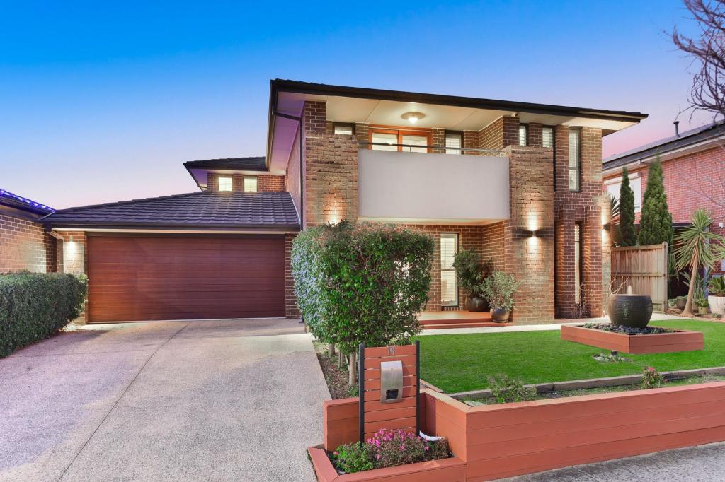 19 Clarendon Dr, Keysborough, VIC 3173