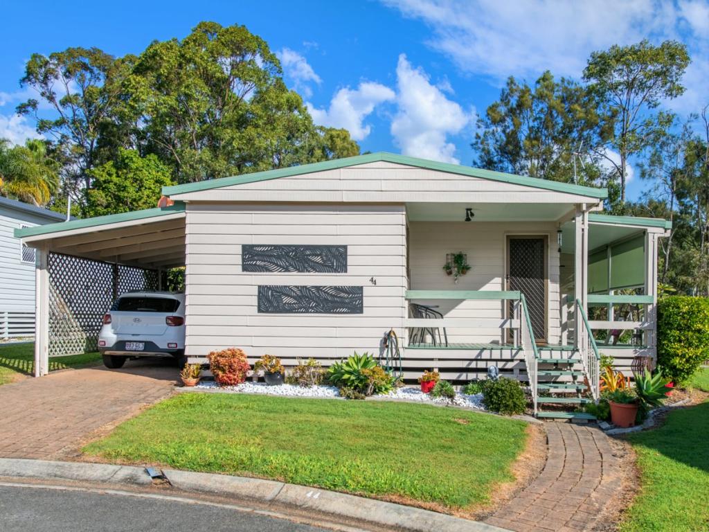 44/530 Pine Ridge Rd, Coombabah, QLD 4216