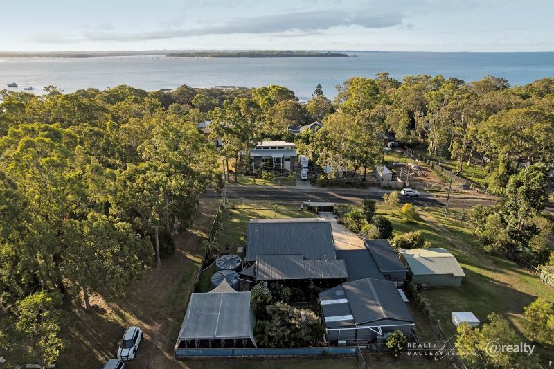 222 Kate St, Macleay Island, QLD 4184