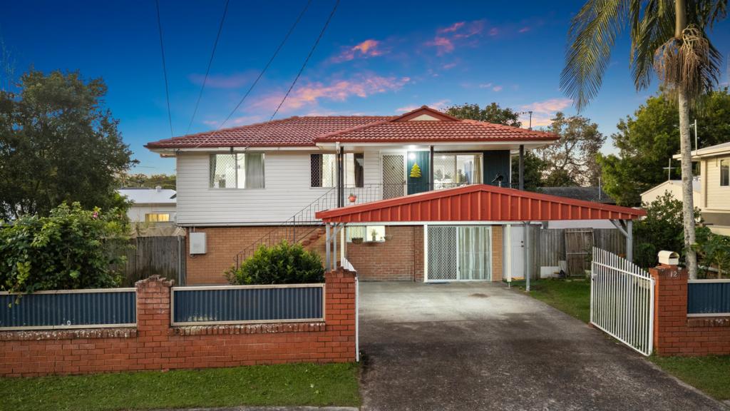 12 MAPLE ST, KINGSTON, QLD 4114