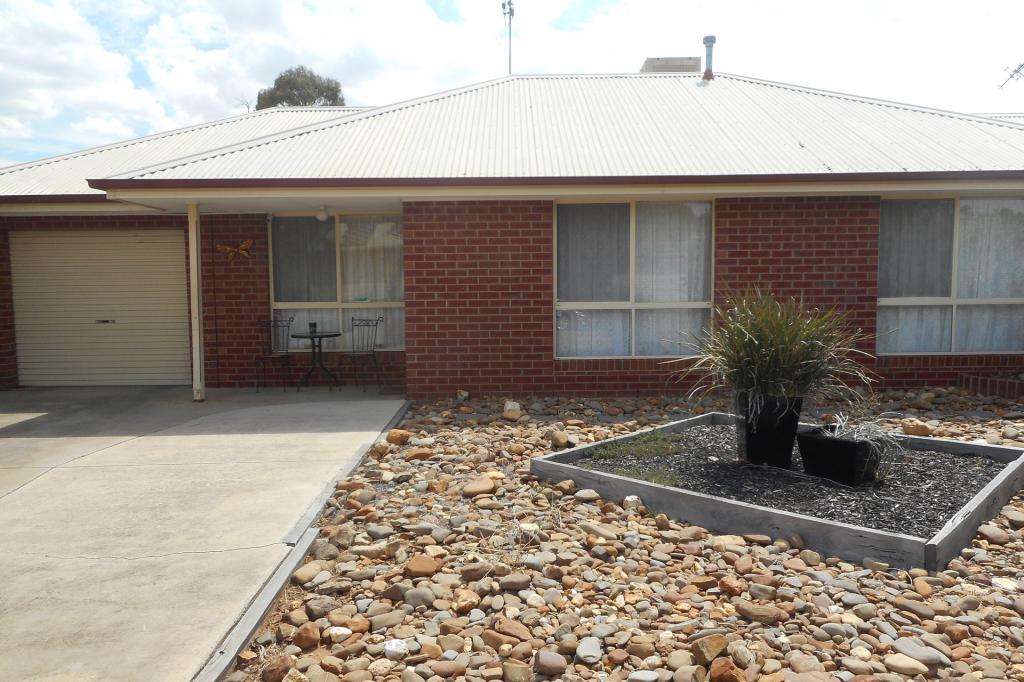 2/115 Shackell St, Echuca, VIC 3564