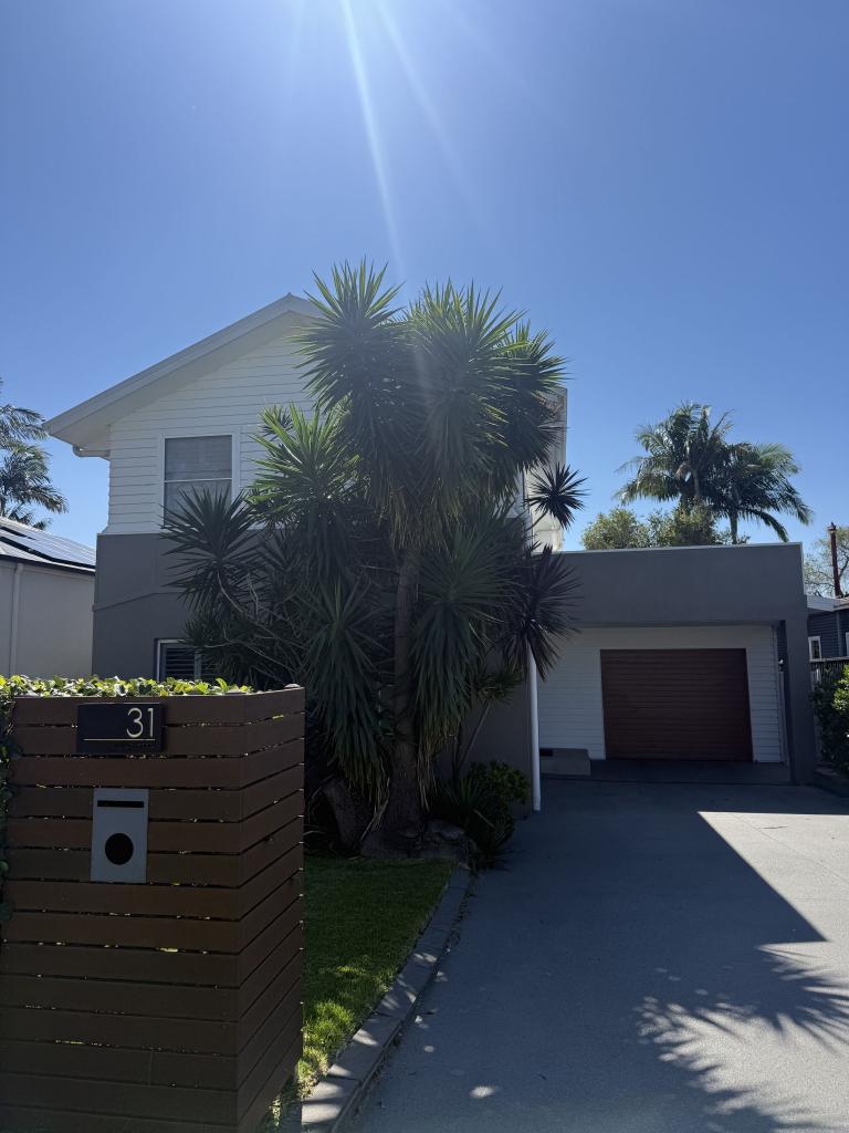 31 MILBA RD, CARINGBAH, NSW 2229