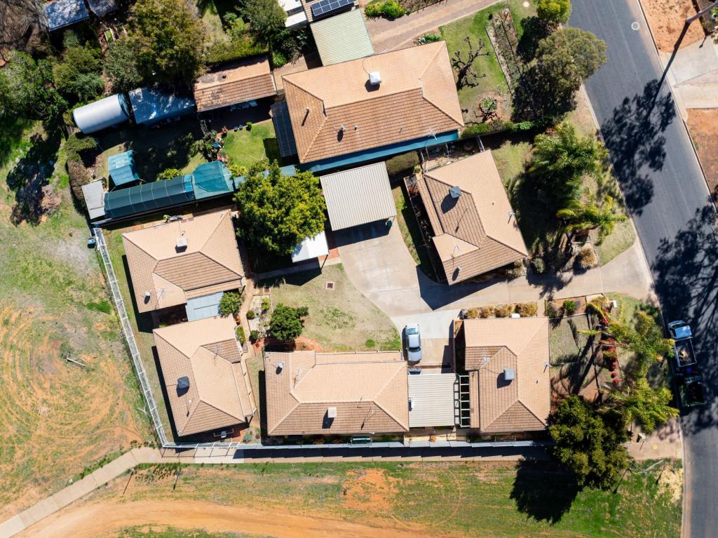 28-30 Riverview Dr, Dareton, NSW 2717