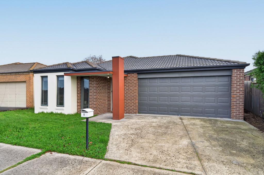 8 Weebill Way, Pakenham, VIC 3810
