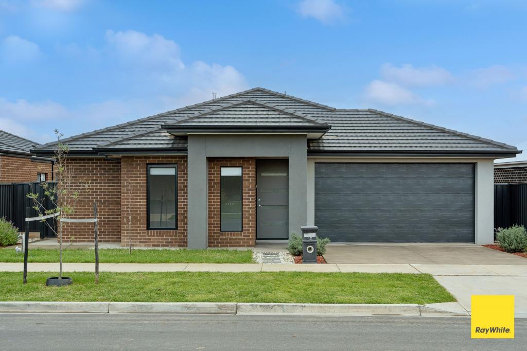 42 Namatjira Bvd, Huntly, VIC 3551