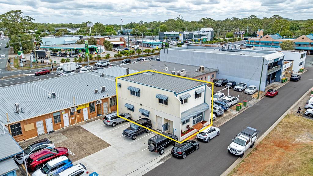 4 BANFIELD LANE, CAPALABA, QLD 4157