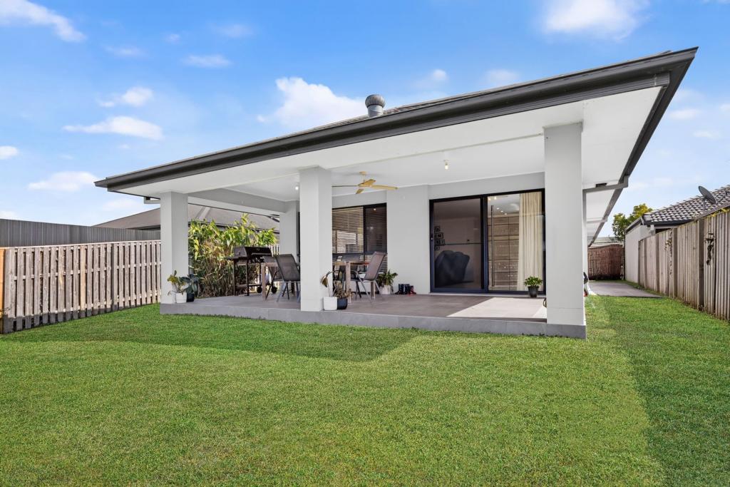 85 LINDEMAN CCT, PIMPAMA, QLD 4209