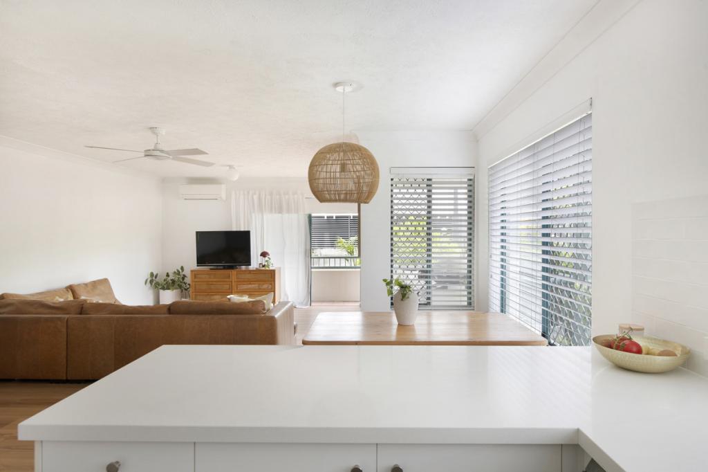 1/17-19 Markeri St, Mermaid Beach, QLD 4218