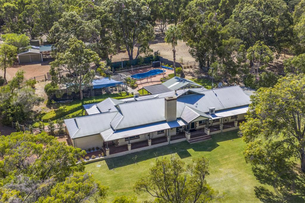 13 Raywood Rd, Bouvard, WA 6211