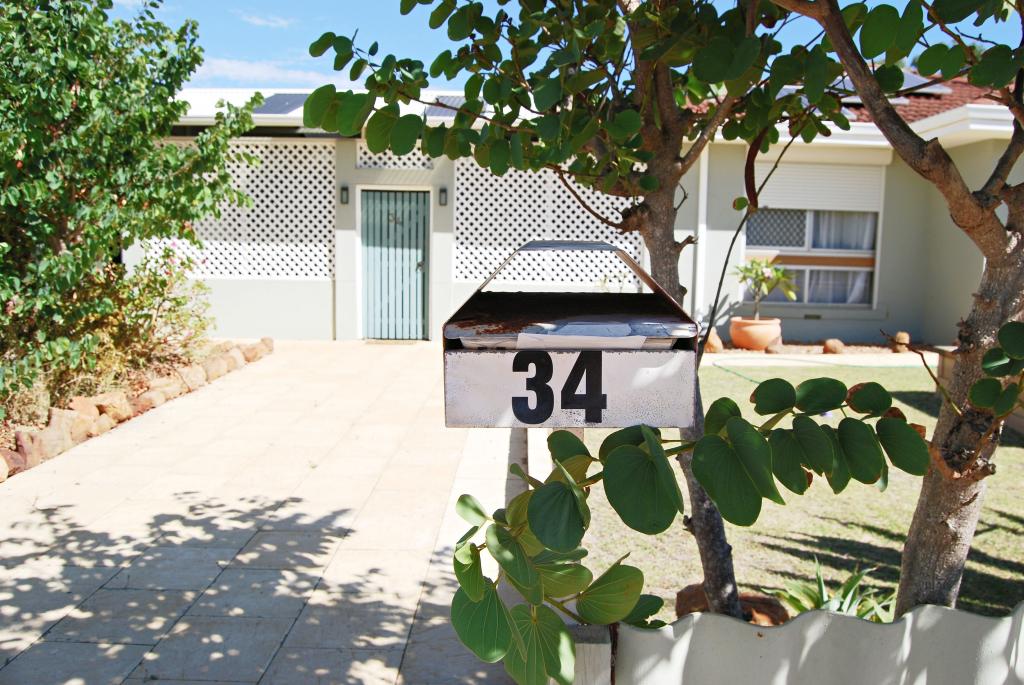 34 Petchell St, Rangeway, WA 6530