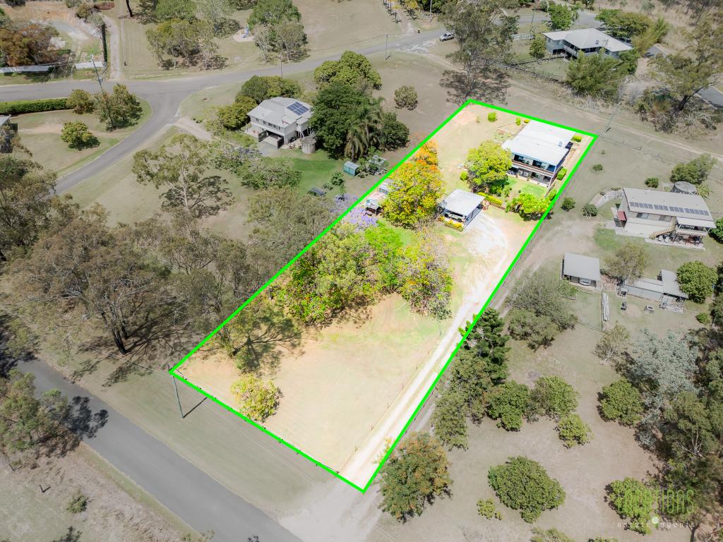 3 Cannan St, Mount Larcom, QLD 4695