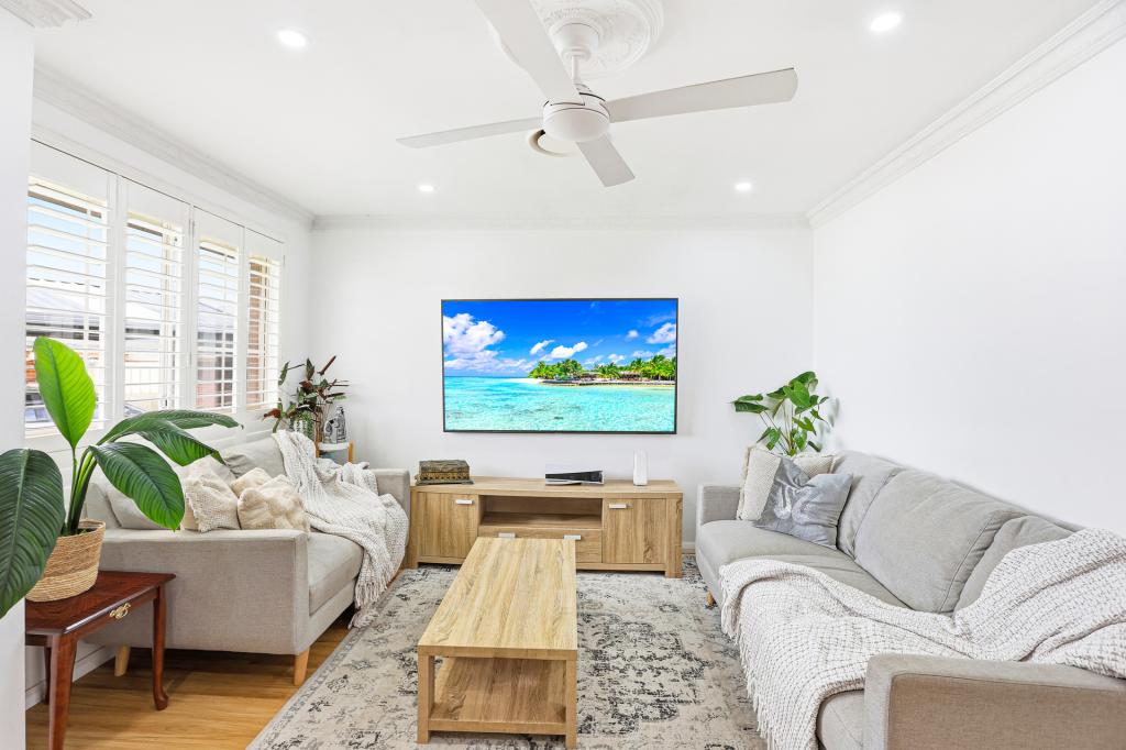 13 Rathmore Cct, Glendenning, NSW 2761