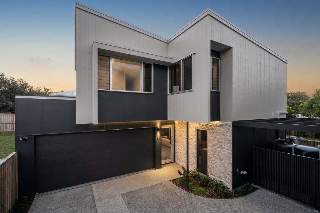 2/8 Yinneburra St, Yaroomba, QLD 4573