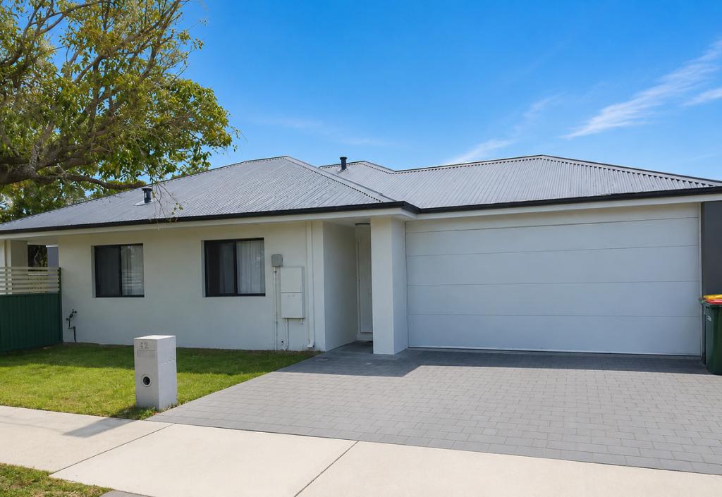 62 Lynwood Ave, Lynwood, WA 6147