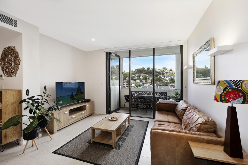 213/6 PINE TREE LANE, TERRIGAL, NSW 2260