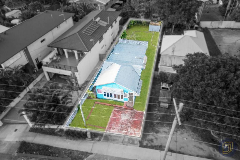 200 HORNIBROOK ESP, WOODY POINT, QLD 4019