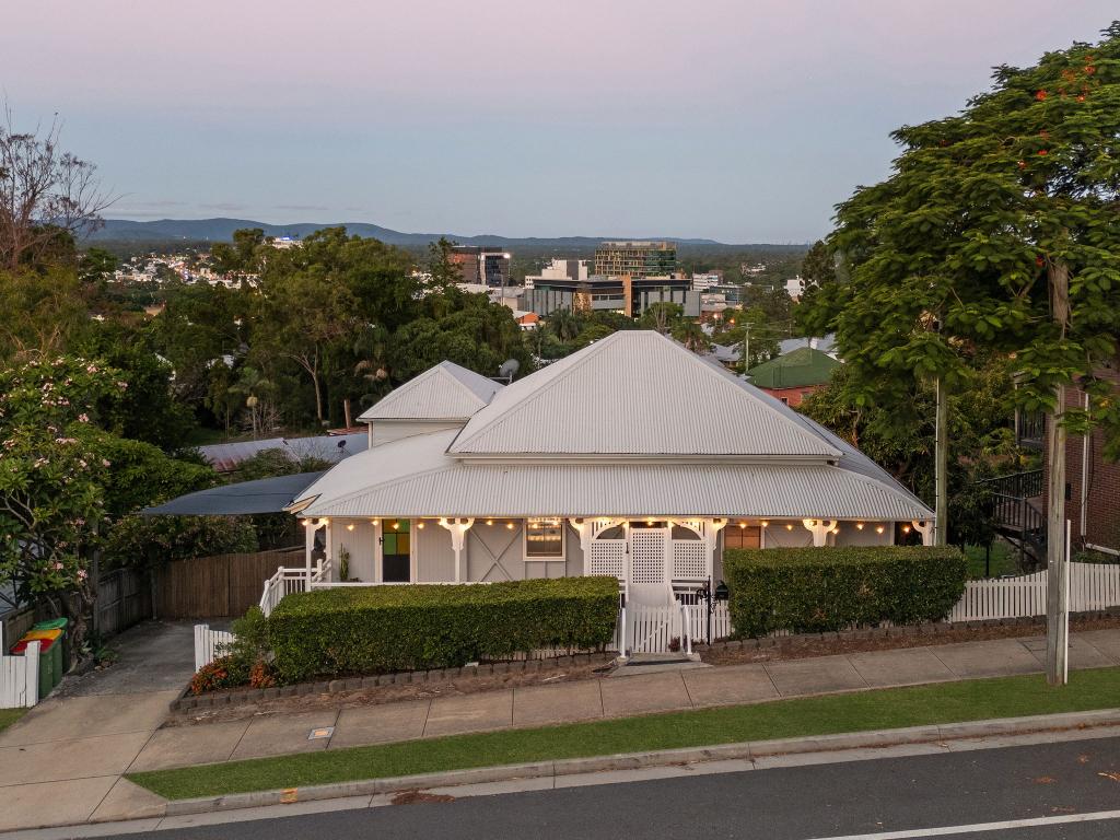 48 Waghorn St, Ipswich, QLD 4305