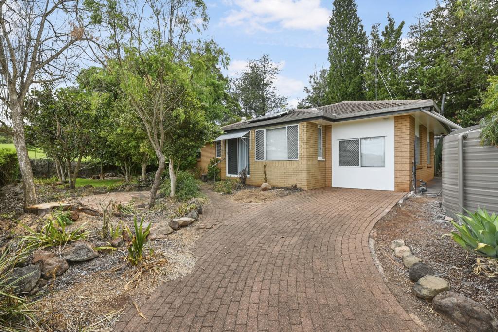 15 Margot Ct, Harlaxton, QLD 4350