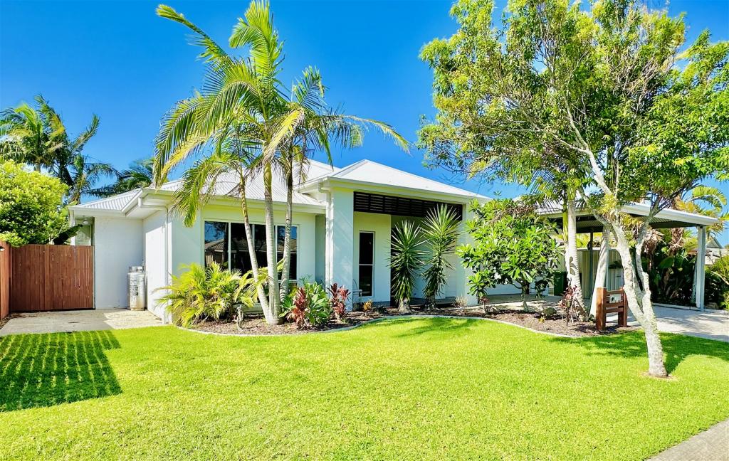 38 Mossman Way, Sandstone Point, QLD 4511