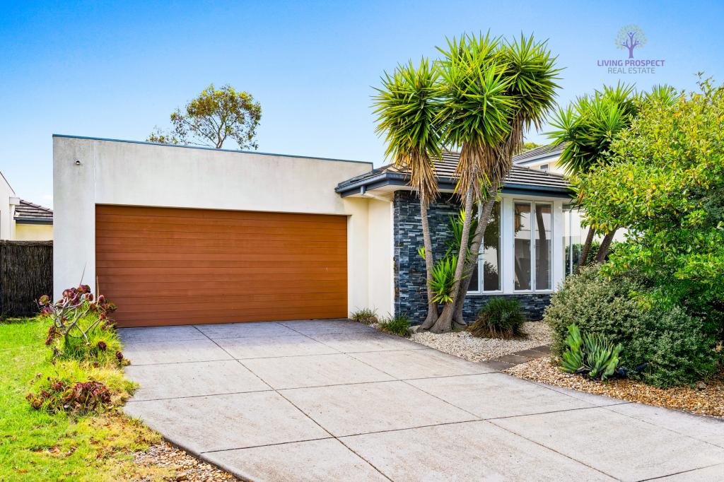 32 Signature Bvd, Point Cook, VIC 3030