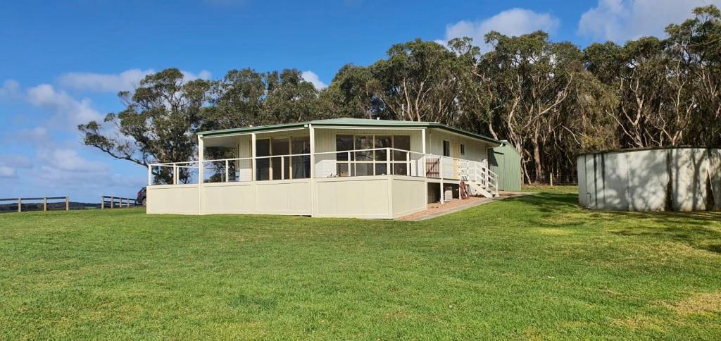 235 DUNCANS RD, FISH CREEK, VIC 3959