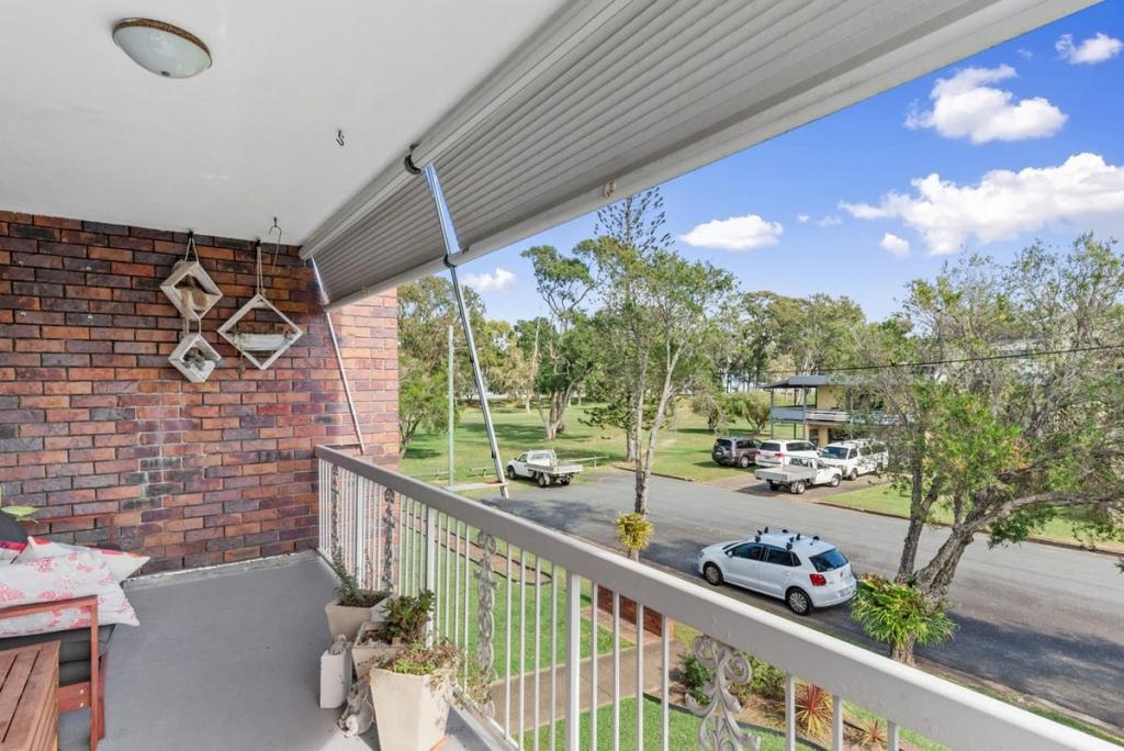 4/2a View St, Woody Point, QLD 4019