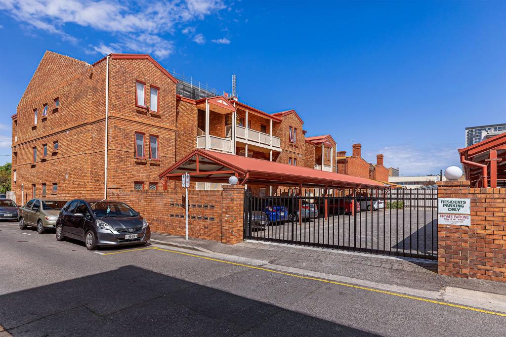 12/142 Carrington St, Adelaide, SA 5000