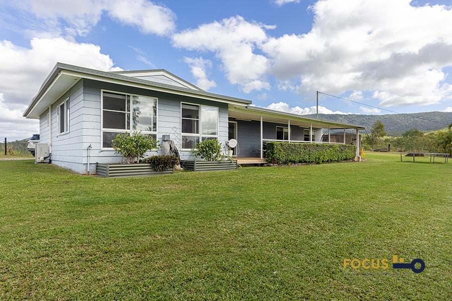 67 Muller Rd, Sarina, QLD 4737