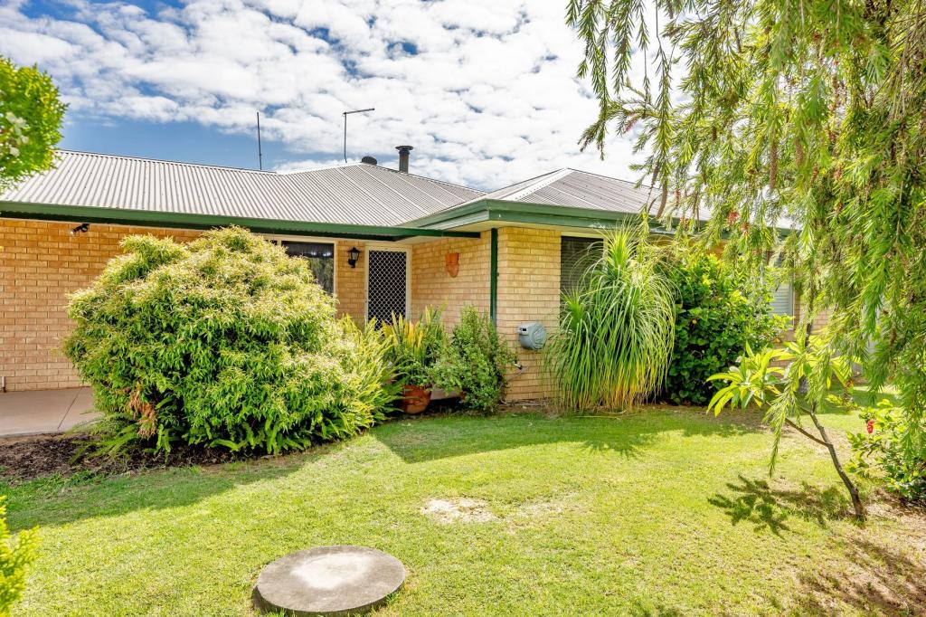 4 Socha Ct, Greenfields, WA 6210