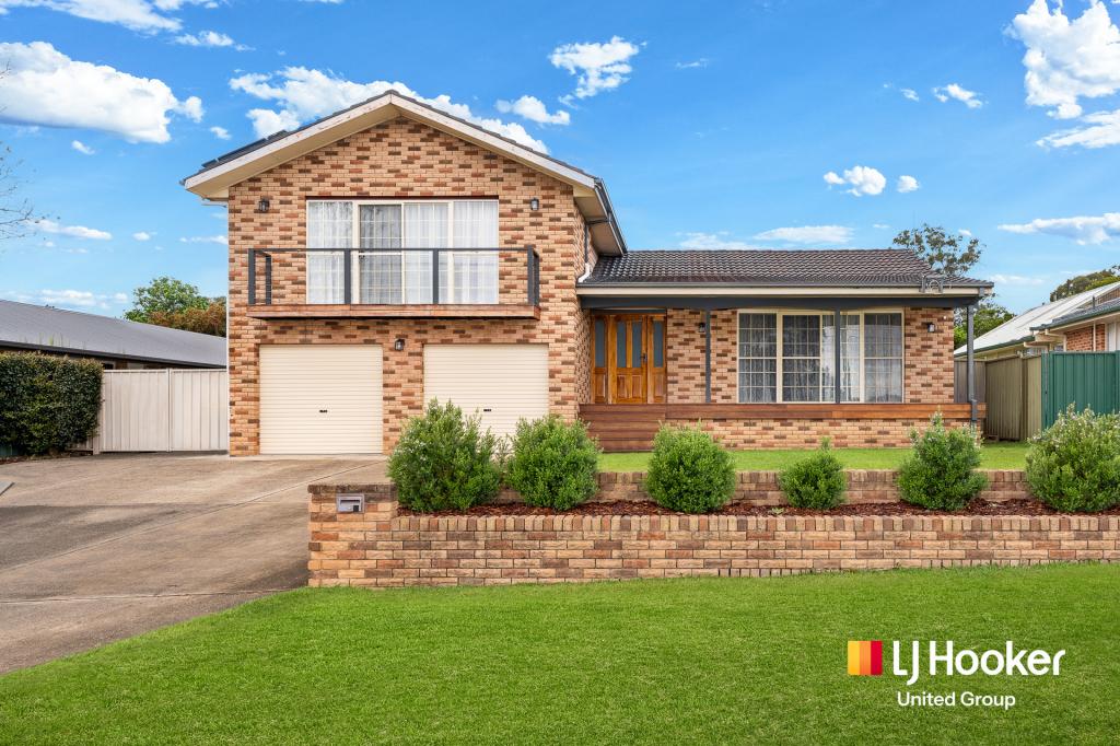 3 Devitt Cres, The Oaks, NSW 2570
