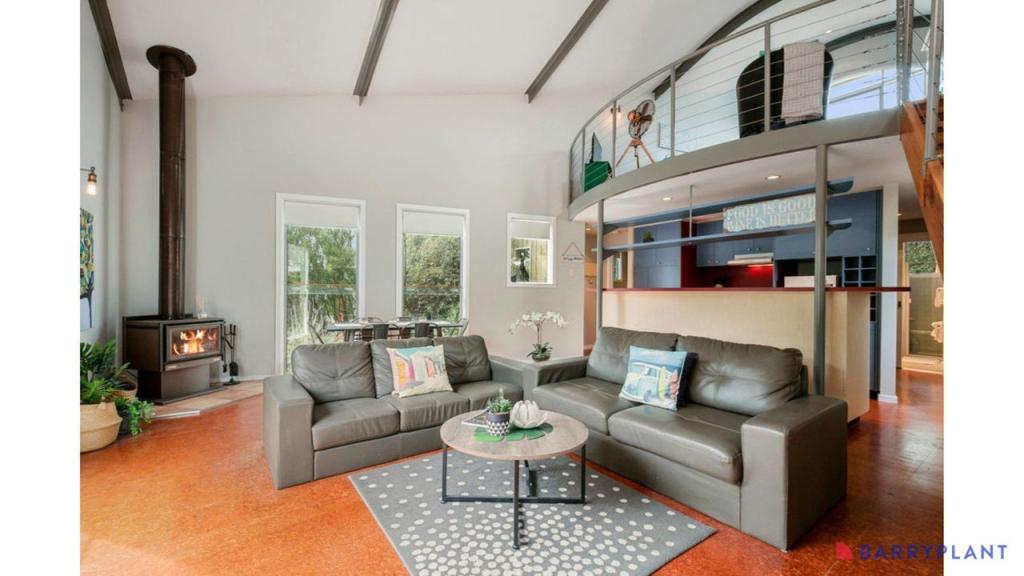 220 Surf Pde, Inverloch, VIC 3996