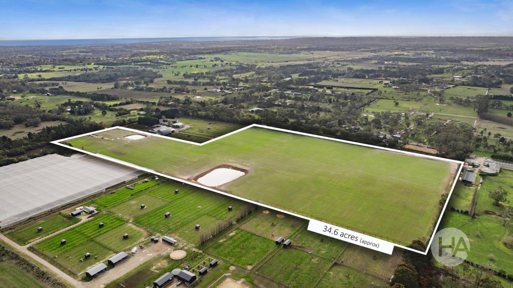 1174 Stumpy Gully Rd, Moorooduc, VIC 3933