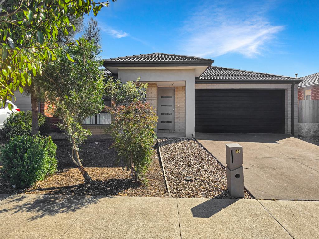 13 Kookaburra Dr, Armstrong Creek, VIC 3217