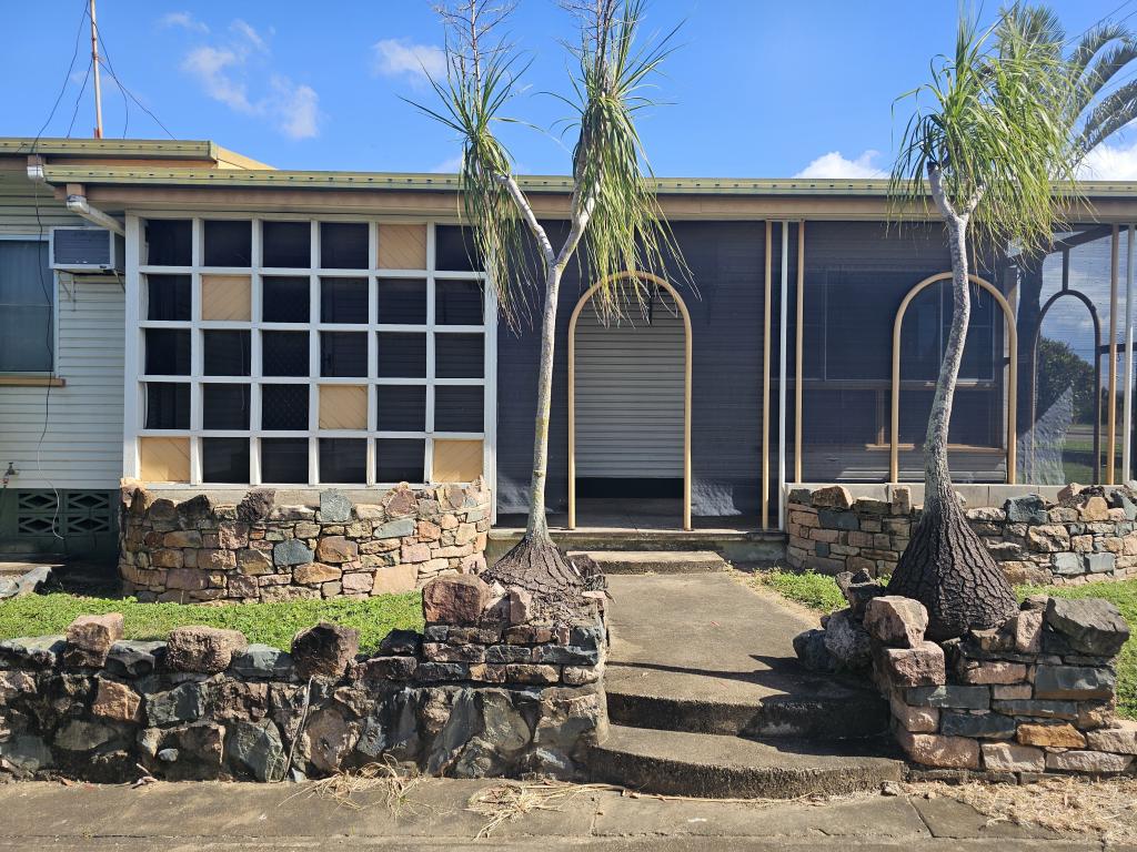 48 Beach Rd, Ayr, QLD 4807