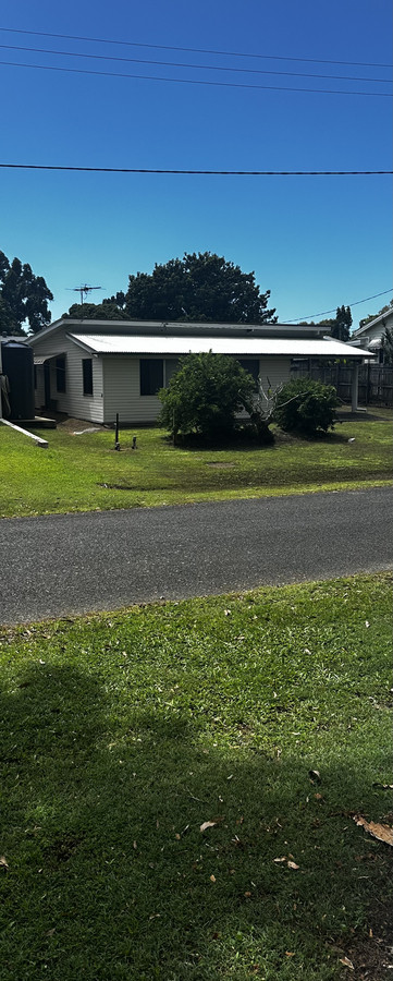 36 Prince Charles Ave, Seaforth, QLD 4741