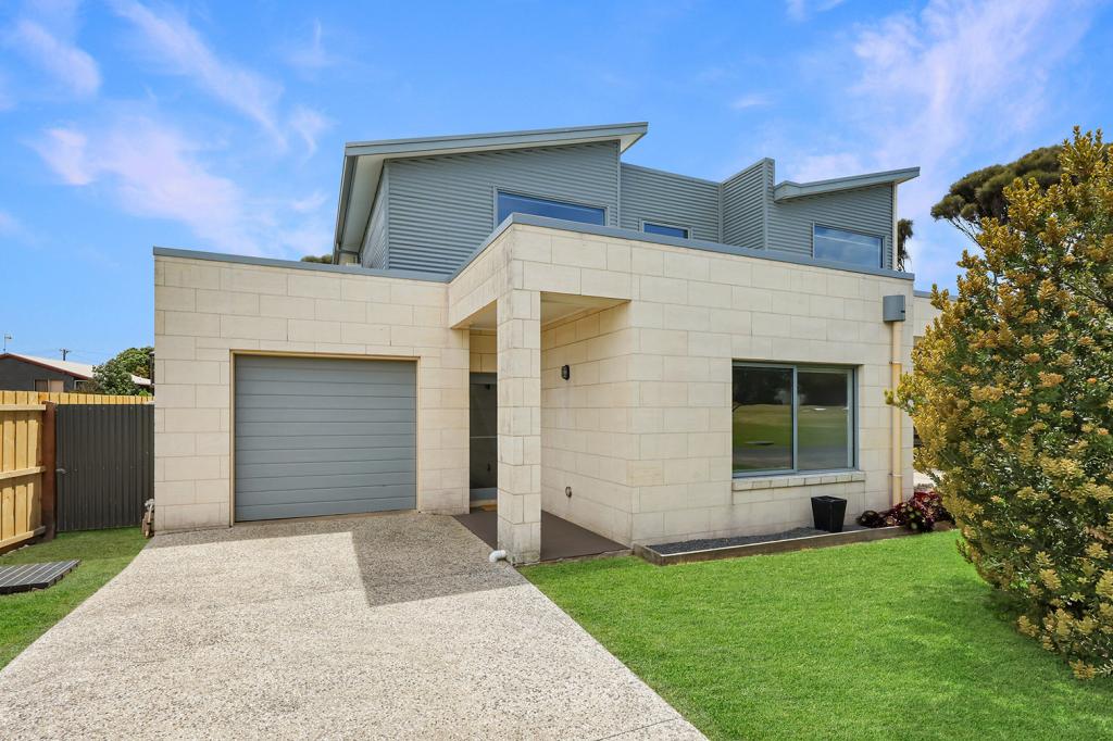 12a Crowe St, Port Fairy, VIC 3284