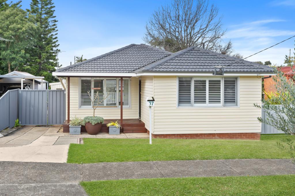 37 Athabaska Ave, Seven Hills, NSW 2147