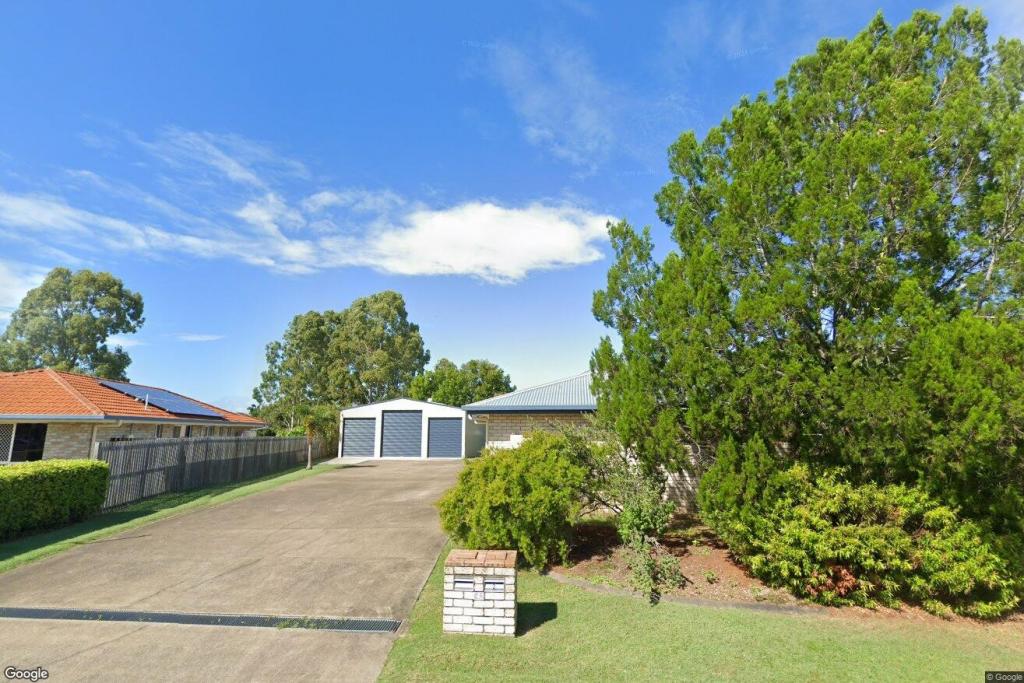 2/52 Foreshore Dr, Urangan, QLD 4655