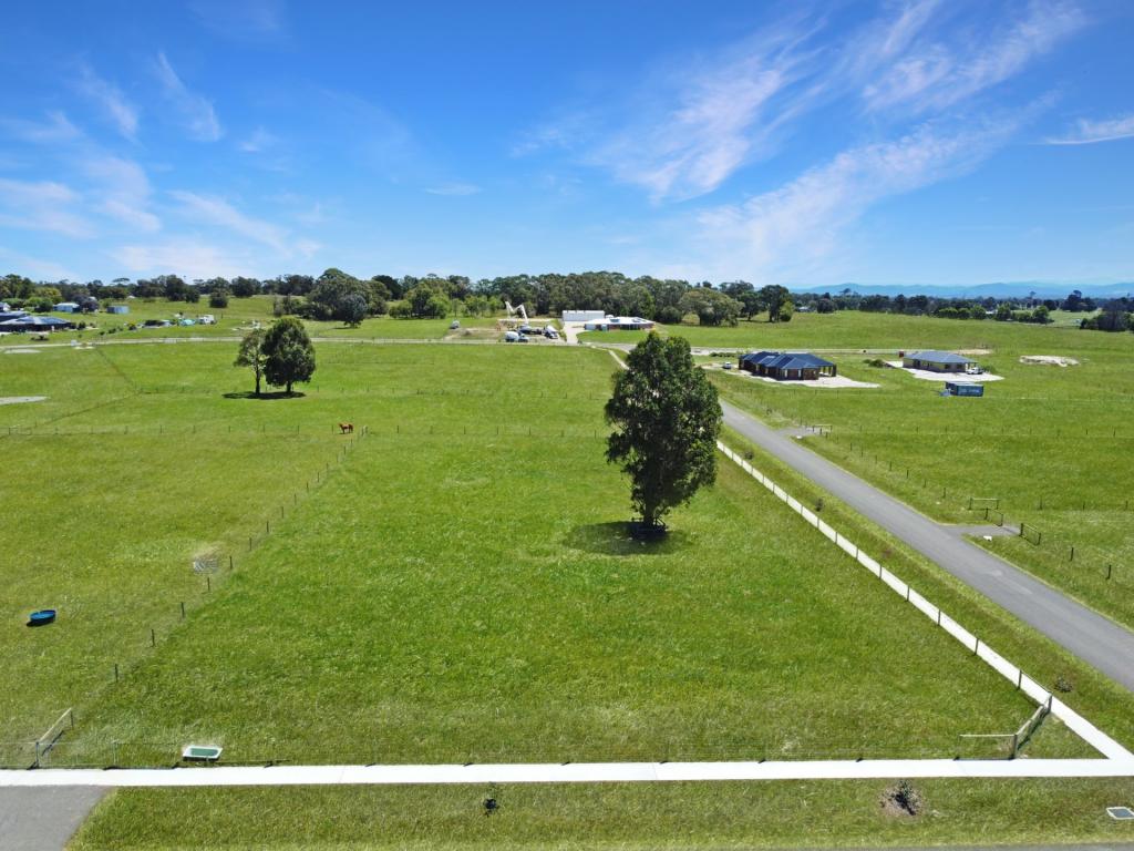 39 Hawkins Cres, Lindenow South, VIC 3875
