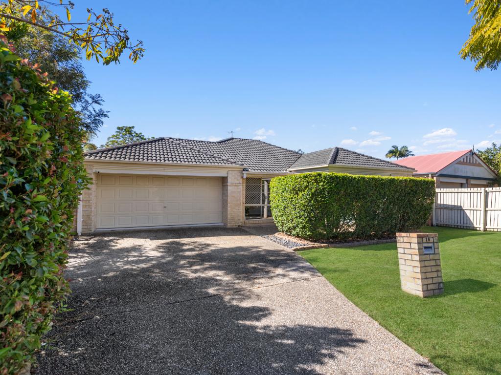 10 Willowtree Dr, Flinders View, QLD 4305