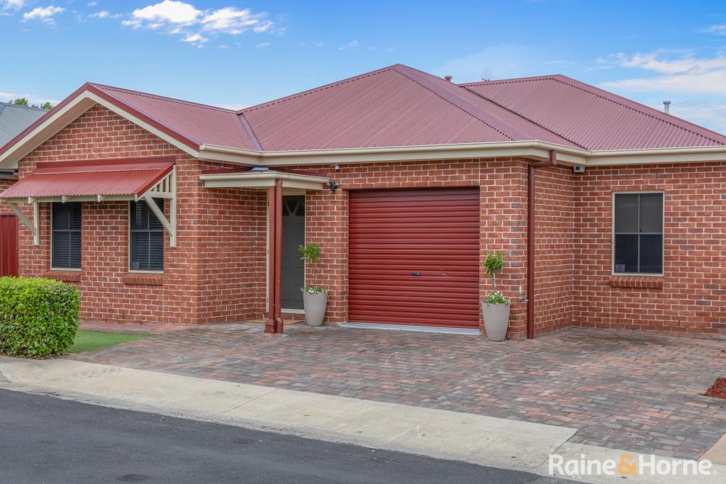 15 CROSS ST, BATHURST, NSW 2795