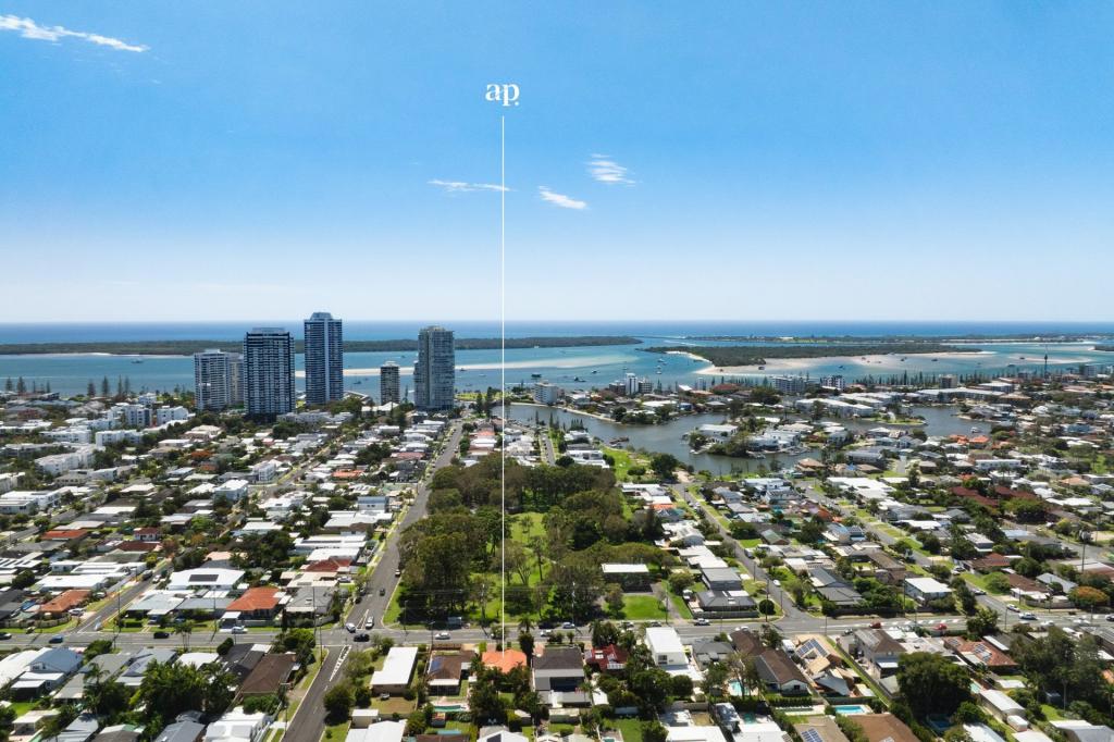 50 Morala Ave, Runaway Bay, QLD 4216