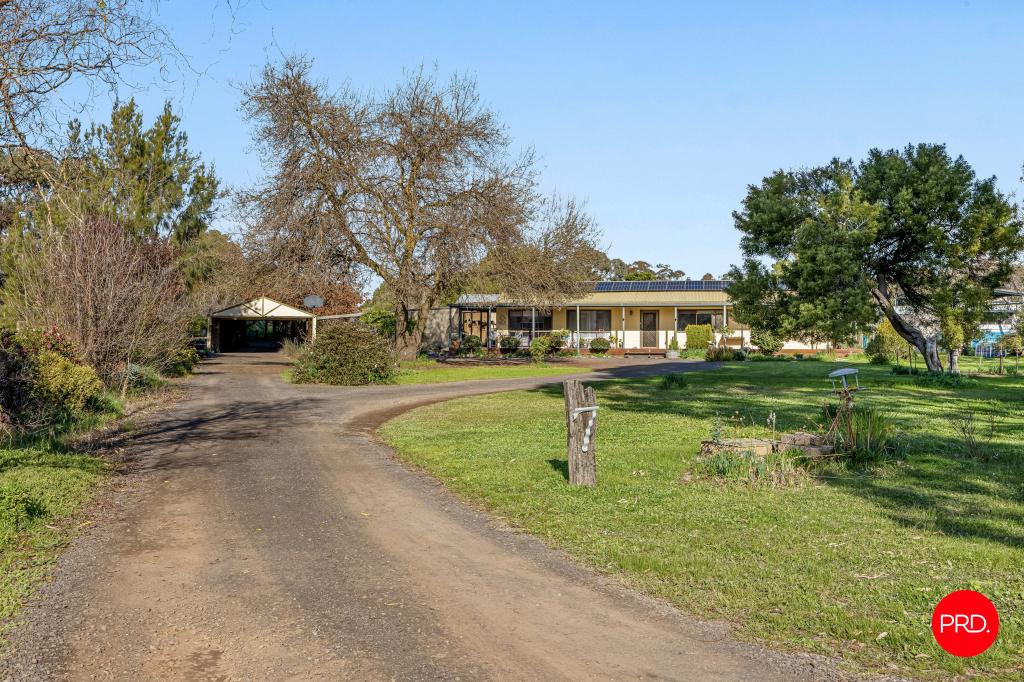 7 Craven Cres, Heathcote, VIC 3523