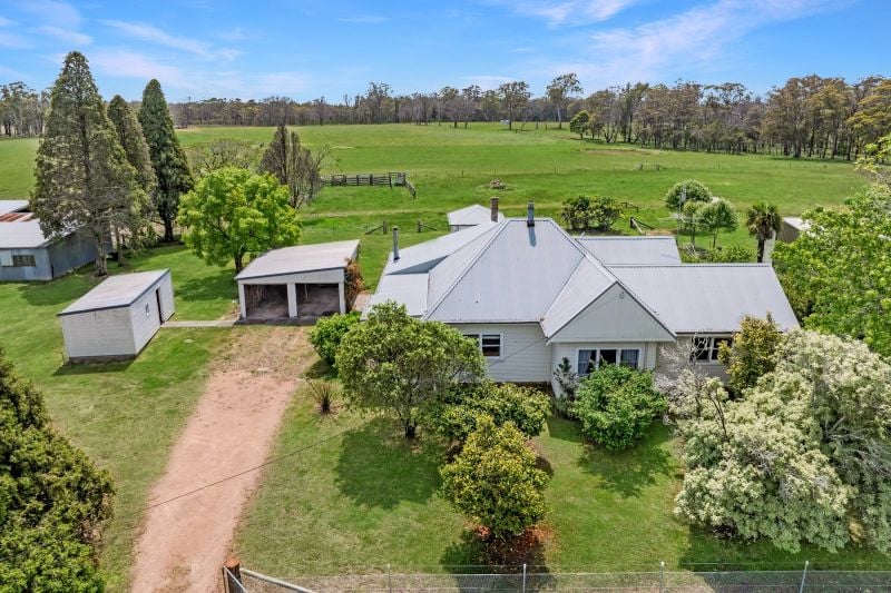 1534 Wombeyan Caves Rd, High Range, NSW 2575